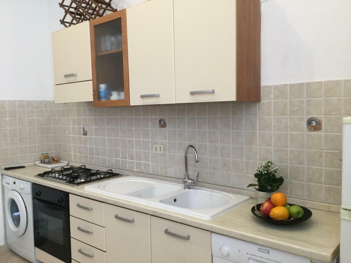 New Alex Home. Al Teatro. Ліворно Екстер'єр фото